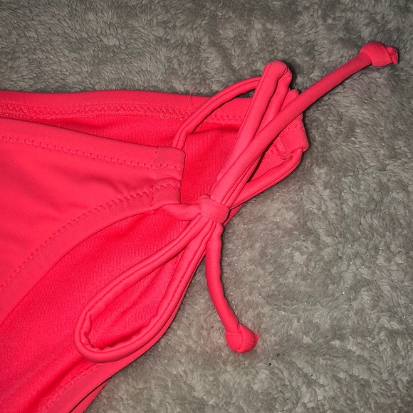 Victoria’s Secret bikini bottoms - Picture 3 of 7